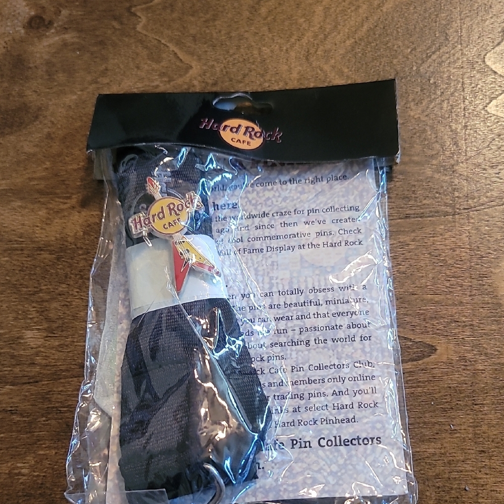 Hard Rock Cafe Pin Collectors Club Cd Lanyard